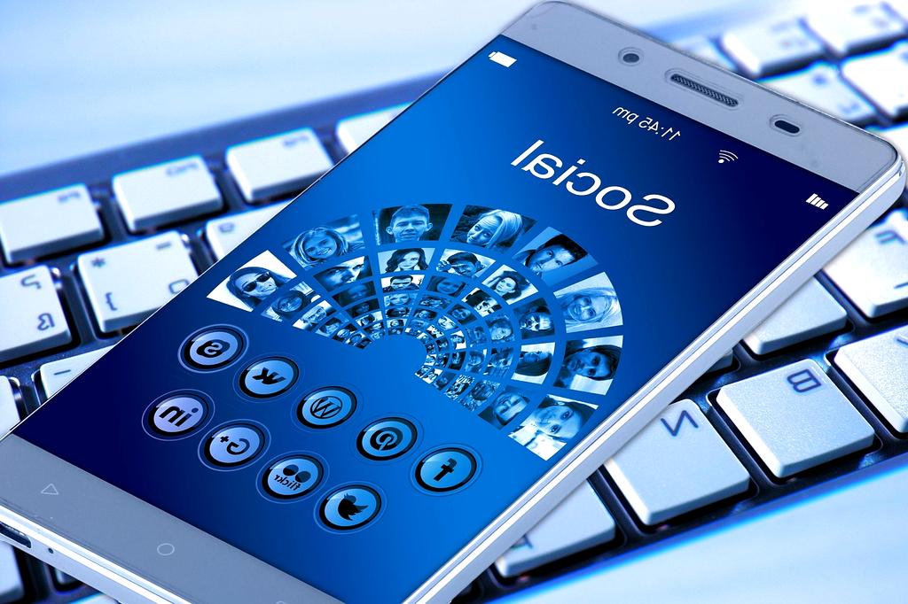 Holographic user interface displaying workflow automation controls